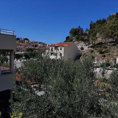 Apartman Matea Хвар Екстериор снимка